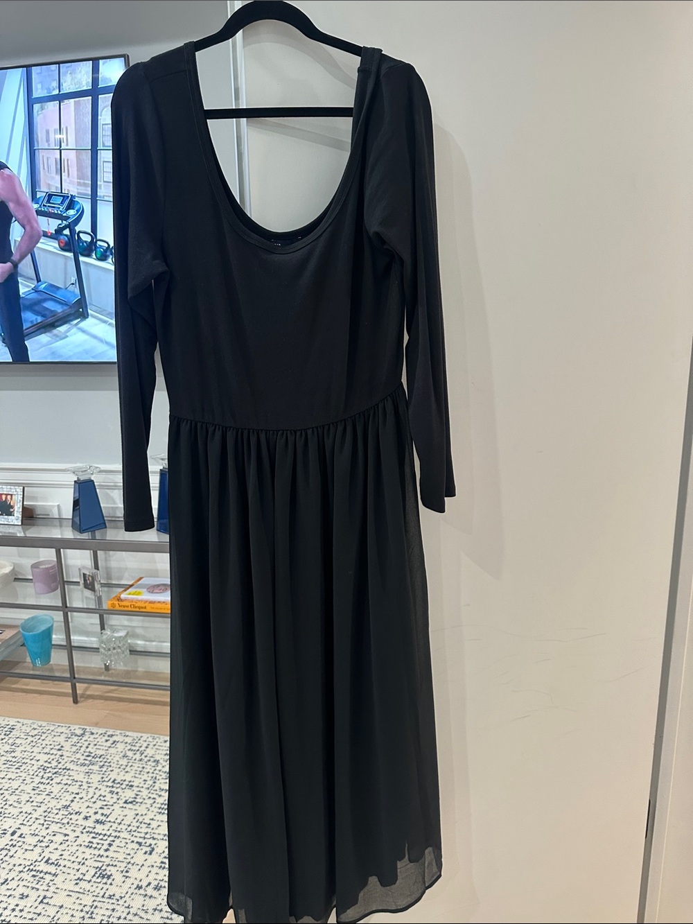 GAP Black Long Sleeve Scoop Neck Midi Dress